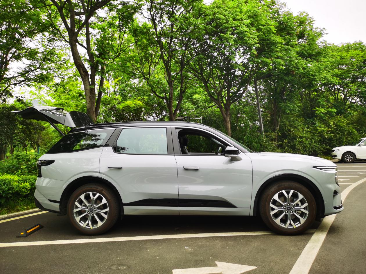 image001.jpg image001.jpg